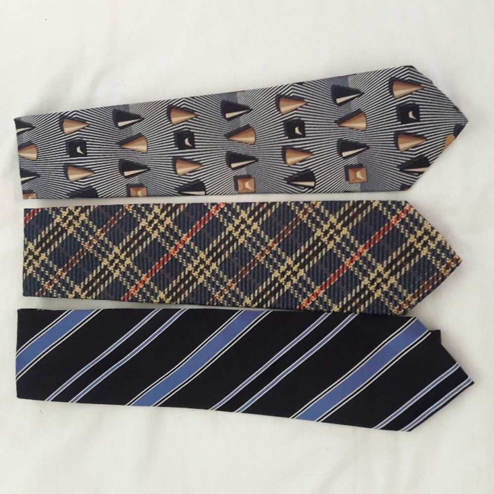 Vintage Silk ties lot of 3, like new great buy